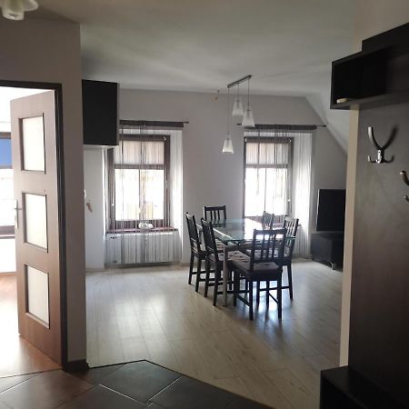 イェレニャ・グーラApartament Dlugaアパートメント エクステリア 写真
