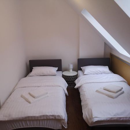 イェレニャ・グーラApartament Dlugaアパートメント エクステリア 写真